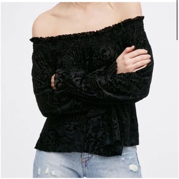 Free people A little twist velvet off the shoulder black top size XS witchy goth - Picture 7 of 13